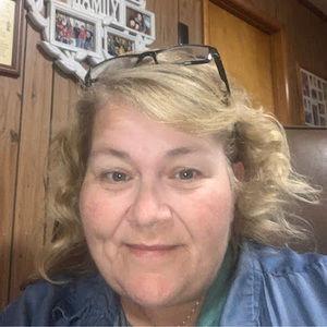 Meet your Posher, Lisa